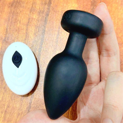 Remote anal butt plug - remote,